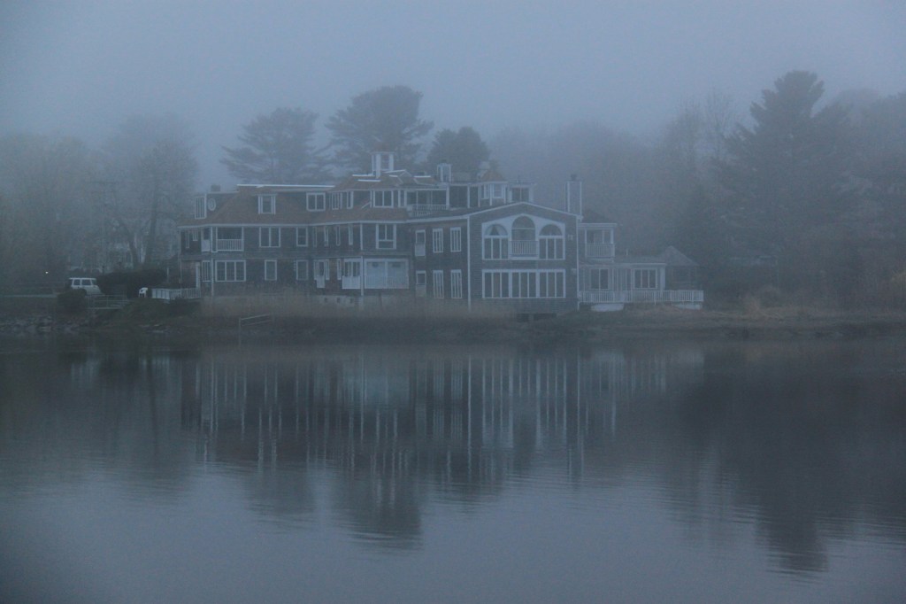 photo of coastal house in kennebunkport maine